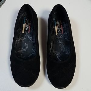 Black shoes